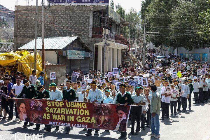 تظاهرات گسترده هندی‌ها در حمایت از غزه با شعار «لبیک یاخامنه‌ای»