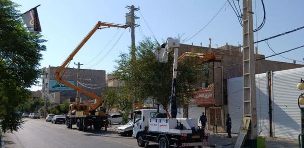 پروژه تقویت ولتاژ برق بخش قاهان قم به بهره‌برداری رسید