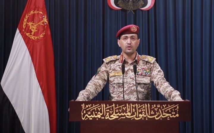 ارتش یمن: فرودگاه تل‌آویو را با موشک هایپرسونیک هدف قرار دادیم