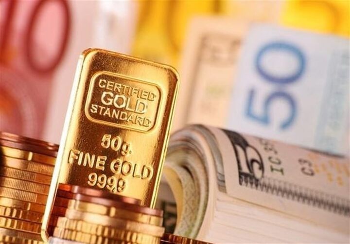 شکست سد سیاست پولی؛  دلار در مدار وحشت!