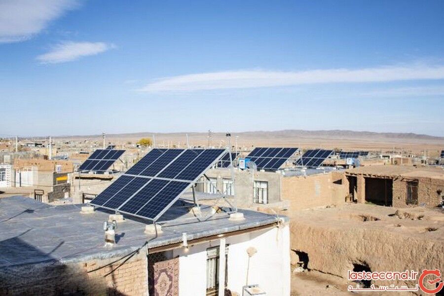 مددجویان آذربایجان‌غربی صاحب درآمد از برق خورشیدی شدند