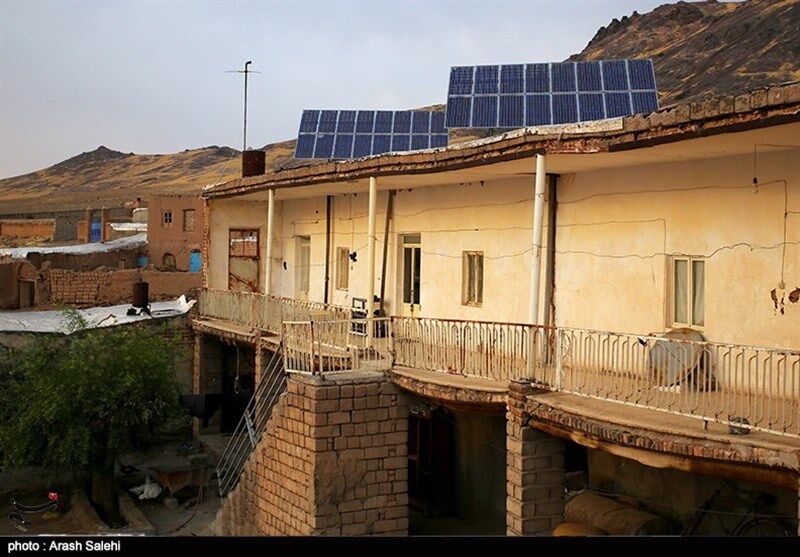 برق خورشیدی روی بام خانهها | «مهرسان» در سمنان جان گرفت