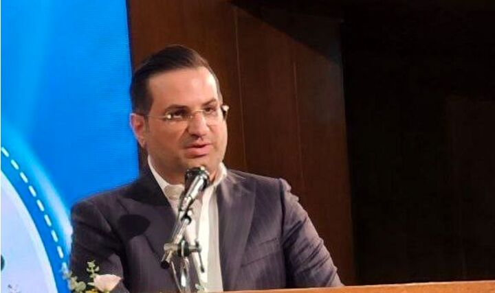 وقتی آب، برق و بازار نداریم؛ چرا مجوزهای جدید فولاد صادر میشود؟ وقتی آب، برق و بازار نداریم؛ چرا مجوزهای جدید فولاد صادر میشود؟