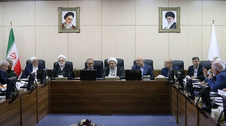 رایگیری مجمع تشخیص دربارۀ CFT به جلسه بعد موکول شد رایگیری مجمع تشخیص دربارۀ CFT به جلسه بعد موکول شد