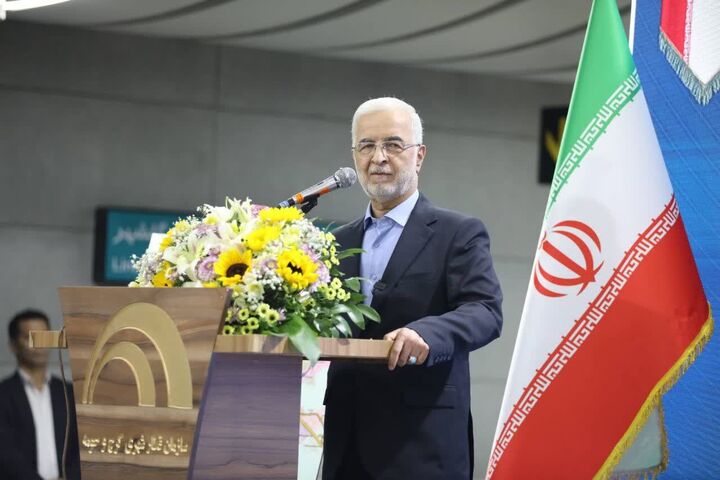 وزیر کشور: ۳۰۳ میلیون دلار پیش پرداخت قطارهای شهری کشور نهایی شد