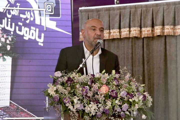 وزیر کار: ساخت ۱۱۷ هزار واحد مسکونی کارگری از هفته آینده| افتتاح مجتمع ذوب آهن فولاد بناب وزیر کار: ساخت ۱۱۷ هزار واحد مسکونی کارگری از هفته آینده| افتتاح مجتمع ذوب آهن فولاد بناب