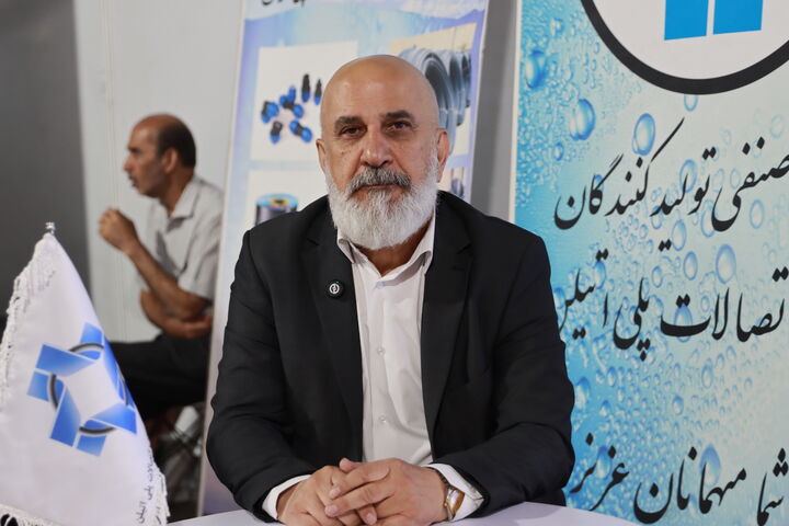 دچار خود تحریمی در مقوله صادرات محصول پلی اتیلن هستیم؛ رفع تعهد ارزی نماد بارز خود تحریمی دچار خود تحریمی در مقوله صادرات محصول پلی اتیلن هستیم؛ رفع تعهد ارزی نماد بارز خود تحریمی