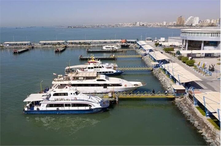 تردد از بندر شهید حقانی بندرعباس متوقف شد