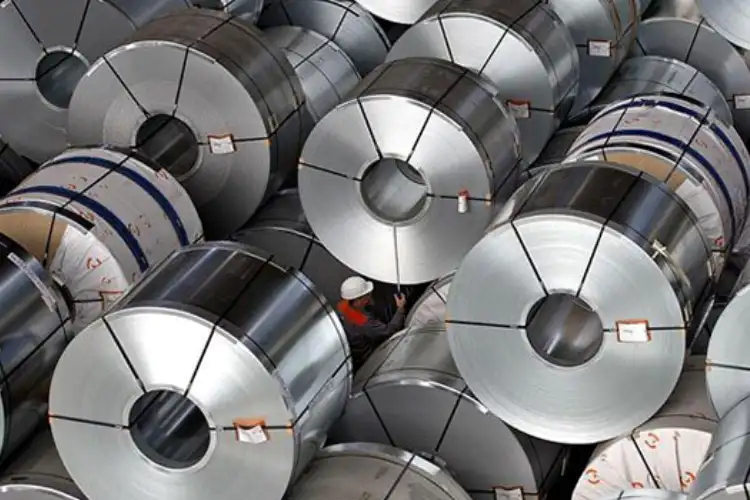 آیا قیمت بالای ورق استیل ۳۰۴ واقعا توجیه دارد؟ بررسی واقعیت بازار