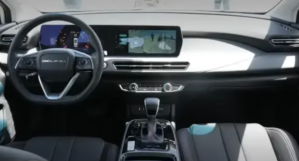 سابرینا U۵ پلاس (بیجینگ) دیار خودرو پلاک ملی دریافت کرد