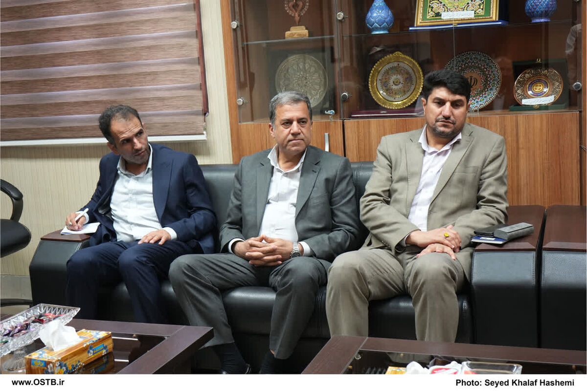 استاندار بوشهر در نشست با مدیرعامل پازارگاد