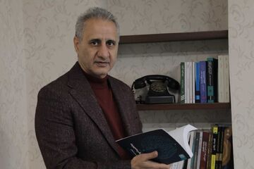 ۲۰ میلیارد دلار ارز به کشور بازنگشته است | ۵ گروه و نهاد در ایران، درگیر فروش نفت هستند