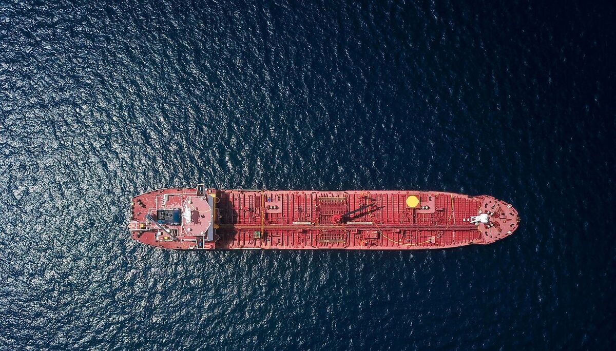 نوسانات نفت ادامه خواهد یافت و قیمت‌ها در یک بازه نسبتاً عریض باقی می‌مانند