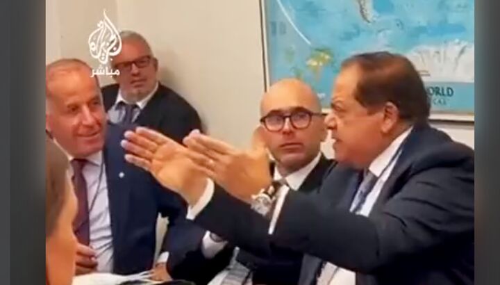 ابوالعینین: «چه صلحی وقتی کودکان را می‌کشید؟»