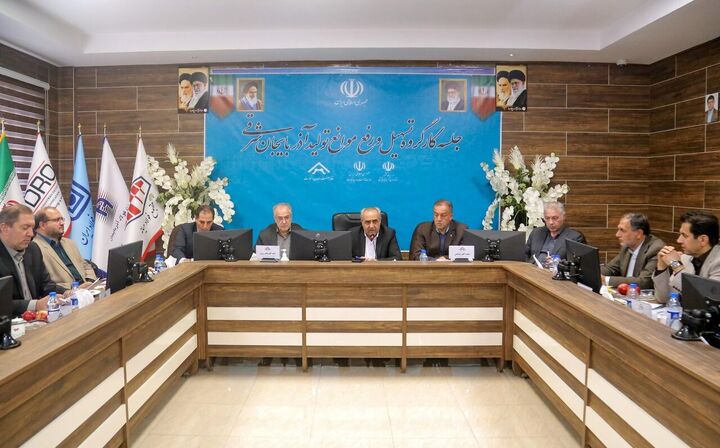 موافقت بانک مرکزی با تخصیص ۲۴۹ میلیون دلار تسهیلات به واحدهای تولیدی آذربایجان شرقی