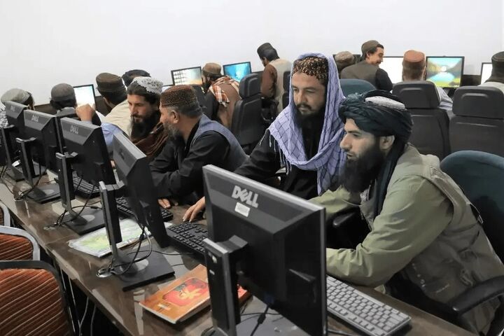 اتصال مجدد شبکه‌های اینترنت در افغانستان پس از ۴۸ ساعت