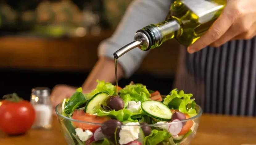 خواص و کاربردهای بینظیر روغن زیتون برای پوست، مو، آشپزی و کاهش وزن