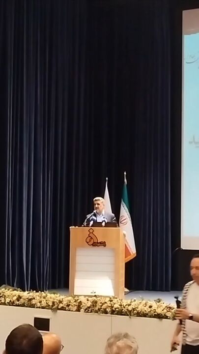 انتقاد رئیس سازمان بورس از کارگزاران بورس