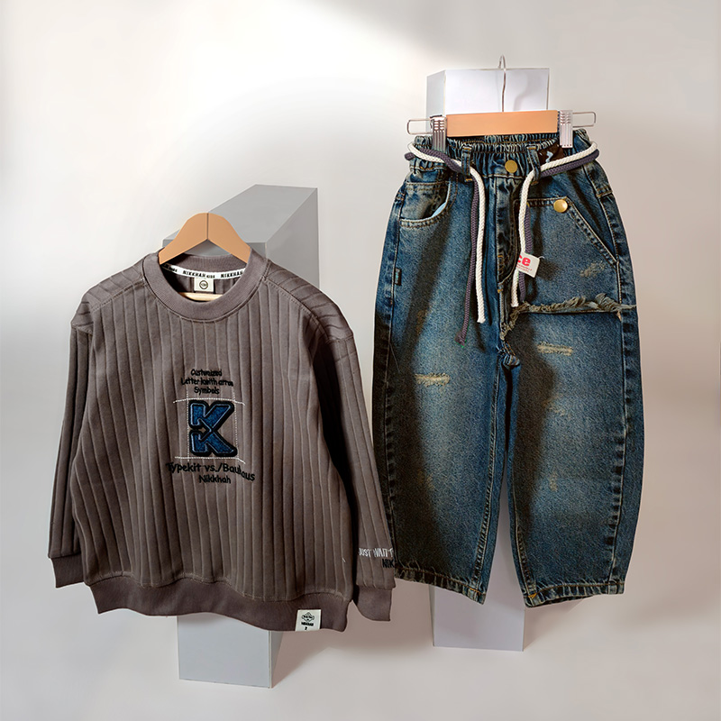 لباس بیرونی دخترانه و پسرانه مد سال۱۴۰۴ برای استایلهای اسپرت کودکانه