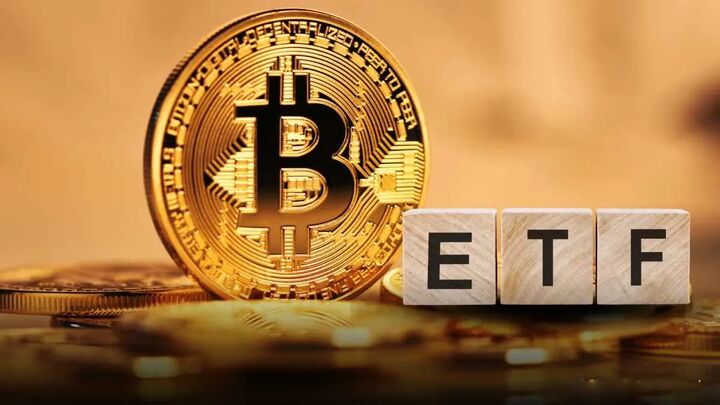 صندوق‌های ETF بیت کوین بیش از ۸۰۰ میلیون دلار سرمایه جذب سرمایه کردند