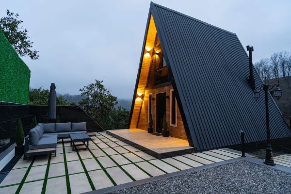 خرید و قیمت کلبه پیش ساخته ؛ مراحل ساخت، مزایا انواع آن