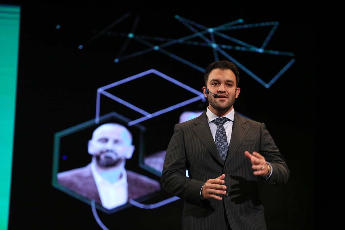 سید محمد سید حسینی: هوش مصنوعی، موتور تحول آینده تحلیل بازارهای مالی