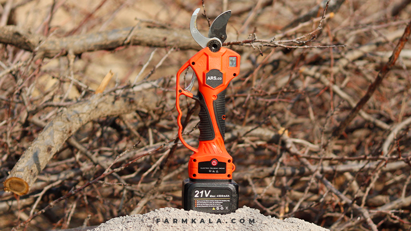 مزایا و معایب قیچی شارژی باغبانی | راهنمای خرید و بررسی تخصصی از فارم کالا