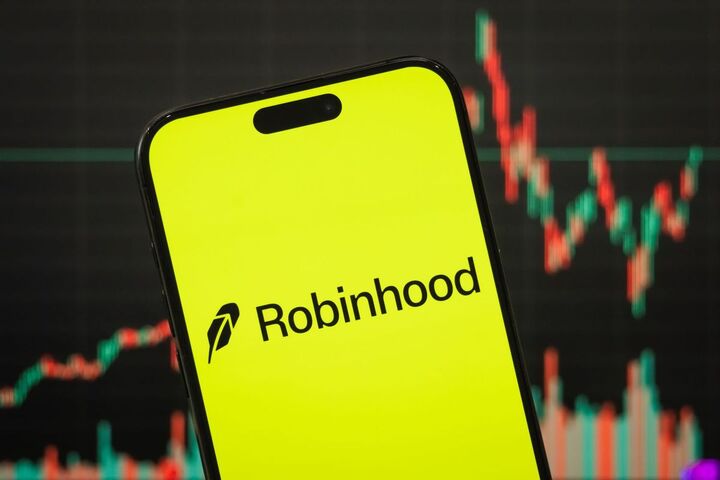 صرافی رابین‌هود ۵۰۰ سهام و ETF آمریکایی را روی بلاک‌ چین آربیتروم توکنیزه کرد