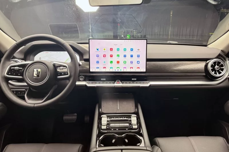 تانک ۴۰۰ پلاگین هیبریدی بهزودی وارد بازار میشود