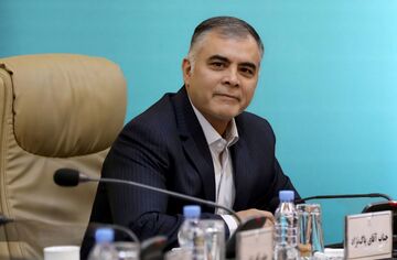 حقوق جایگاه‌داران سوخت بررسی می‌شود| جایگاه‌داران حق فروش مکمل‌های سوخت ندارند