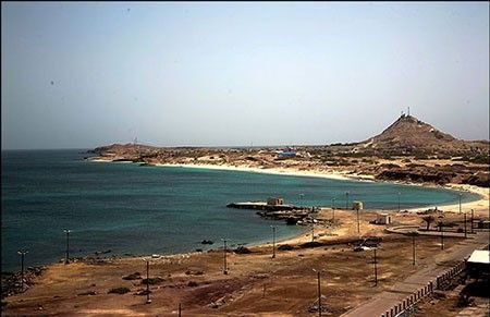 توسعه زیرساختهای برق پایدار جزایر لارک و هنگام توسعه زیرساختهای برق پایدار جزایر لارک و هنگام