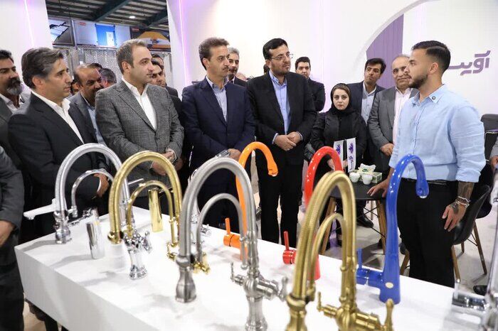 نمایش توانمندی‌های بومی در نمایشگاه صنعت ساختمان یزد