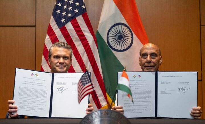 هگست: آمریکا یک پیمان دفاعی ۱۰ ساله با هند امضا کرد هگست: آمریکا یک پیمان دفاعی ۱۰ ساله با هند امضا کرد