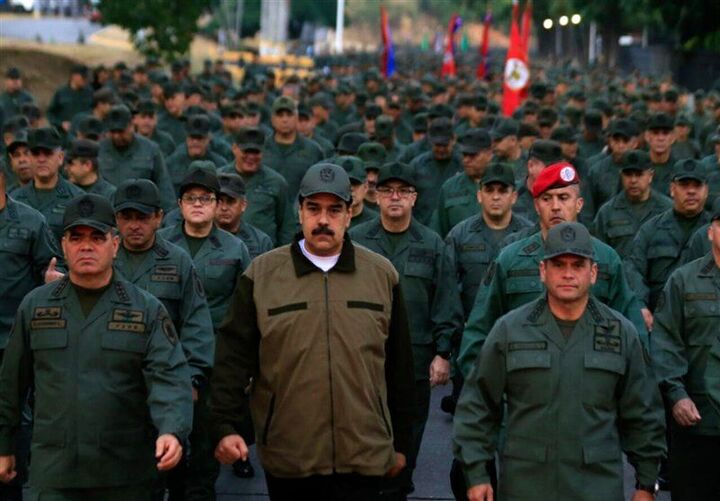 دستور فوری مادورو به مردم ونزوئلا؛ از نخستین ساعات صبح بسیج شوید