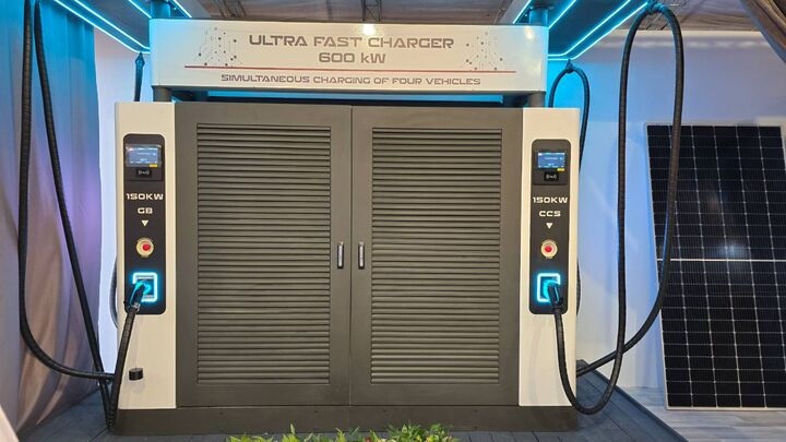 برق مورد نیاز خودروهای برقی را تامین می کنیم