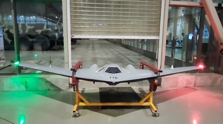 تصاویری از تست و آزمایش پهپاد شاهد ۱۶۱