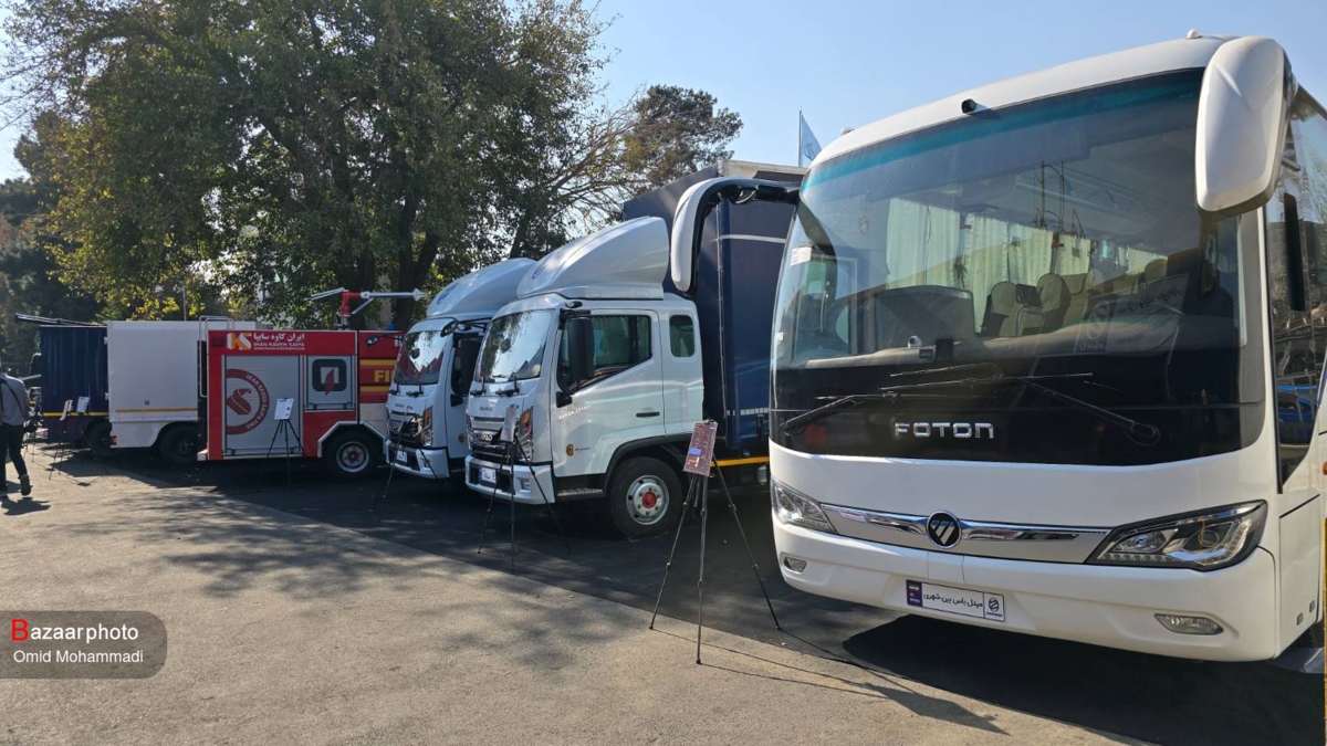 آغاز تولید اتوبوس «اروند» و عرضه کامیونت ارتقایافته «اکستند»