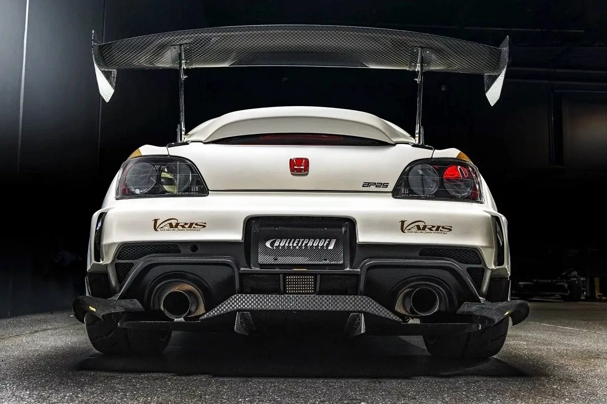 هیولای ژاپنی در آمریکا: هوندا S۲۰۰۰ کوپه‌ ۵۸۸ اسب‌بخاری معرفی شد