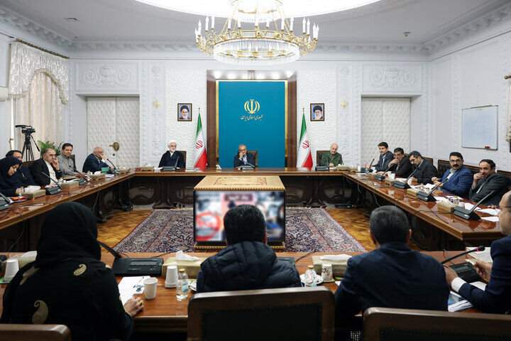 نشست فعالان اقتصاد دیجیتال با سران قوای سه‌گانه