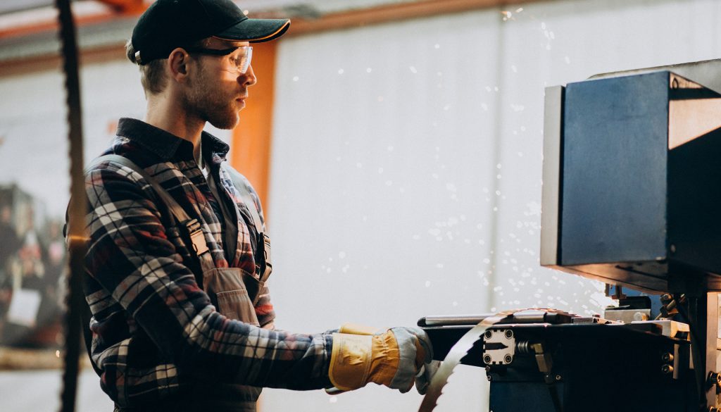 کالیبراسیون دستگاه جوش چیست و چرا برای صنایع حساس حیاتی است؟