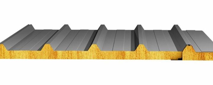 چرا انتخاب ساندویچ پانل باکیفیت، عمر سازه شما را دو برابر می‌کند؟