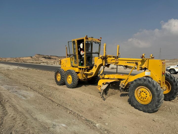 بازسازی ۵۶۰ دستگاه ماشینآلات راهداری کشور