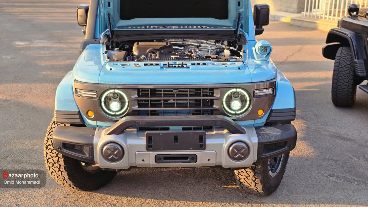 ۲۱۲ T۰۱ خودرو آفرودی که هر مسیرناهمواری را پیمایش می کند| طراحی کلاسیک و موتور مدرن