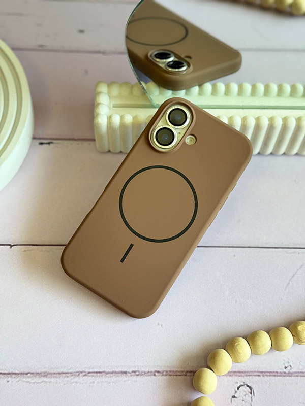 چرا قاب گوشی سیلیکونی قهوه‌ای دخترانه به انتخاب اول خریداران تبدیل شده است؟