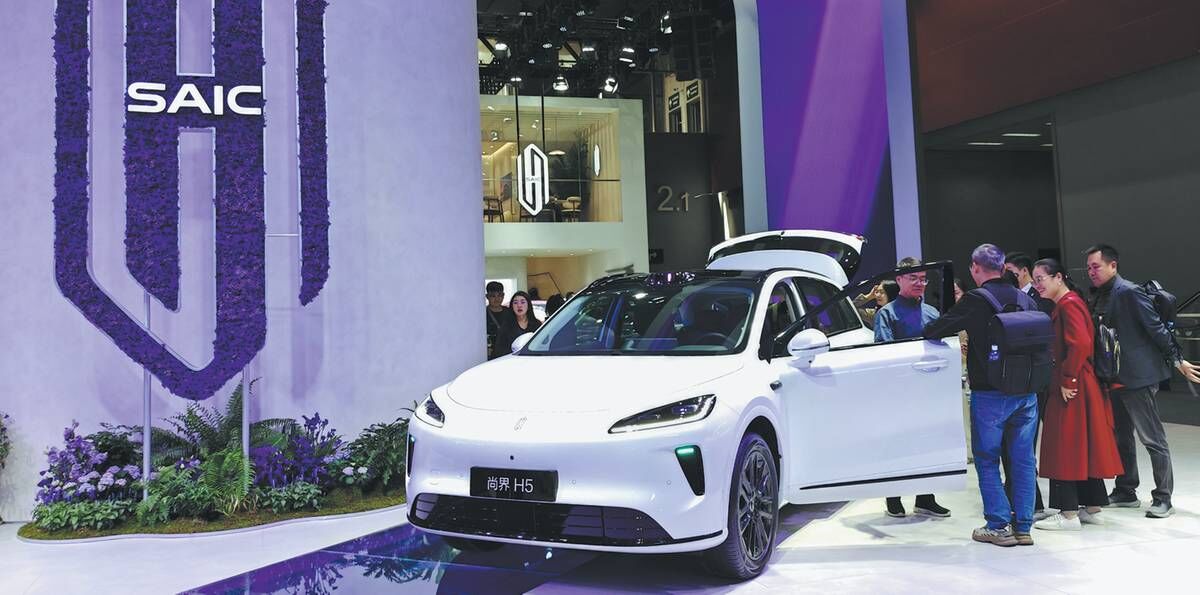 غلبه هوش مصنوعی بر صنعت خودرو | نبرد چینی ها با خودروسازان جهانی