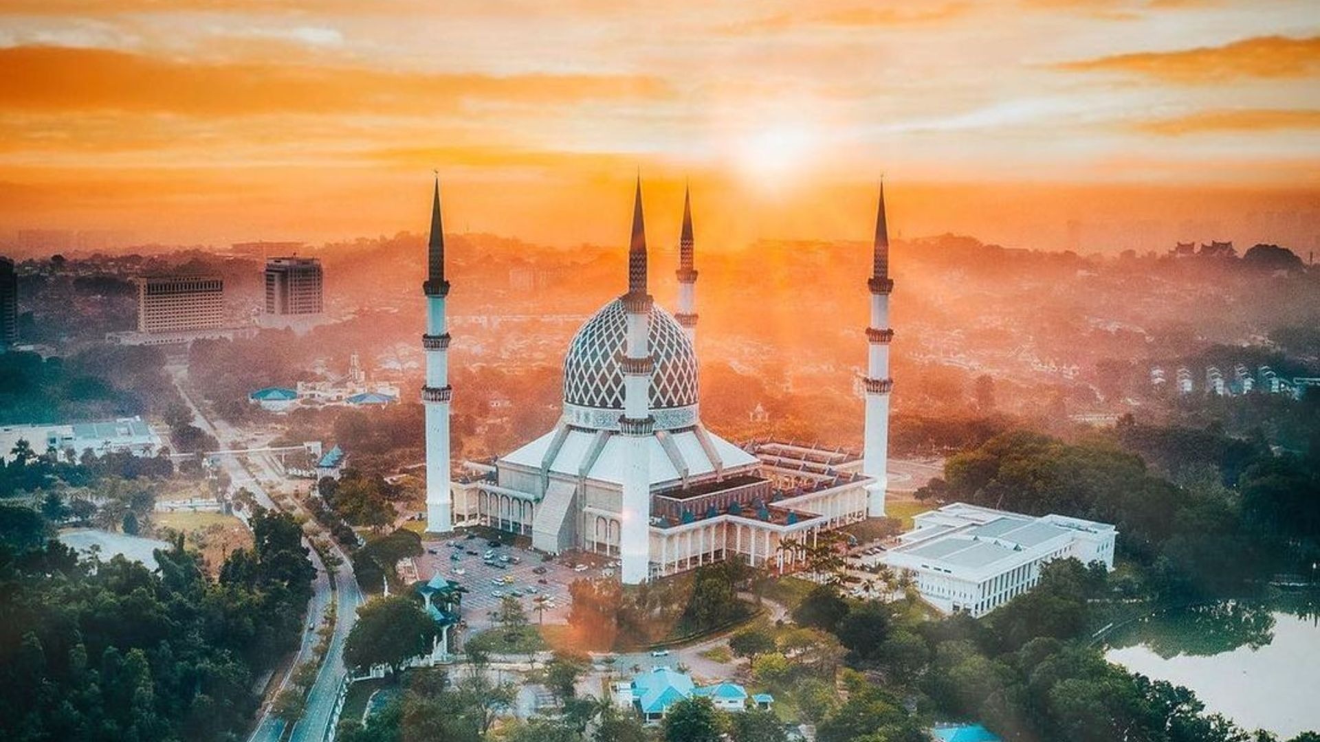 طلوع یک مسیر جدید، مالزی دروازه آسیا طلوع یک مسیر جدید، مالزی دروازه آسیا