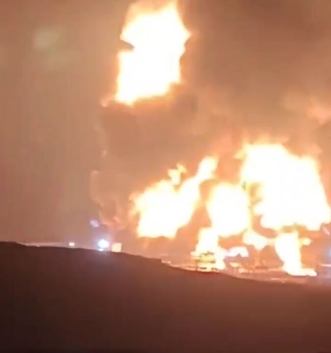 گسترش آتش‌سوزی در میدان گازی خورمور کردستان عراق