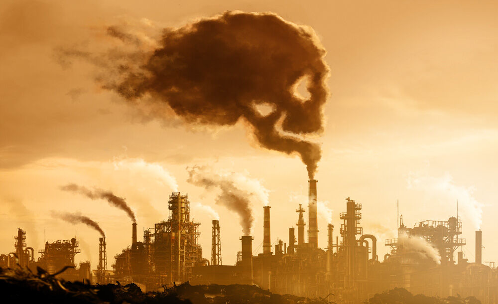 وجود بیش از ۱۲۰۰ واحد صنعتی آلاینده در تهران