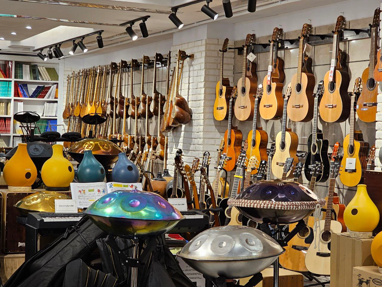 بازار موسیقی در رکود اقتصادی؟ نگاهی به افزایش خرید سازهای آرامشبخش مانند هنگ درام