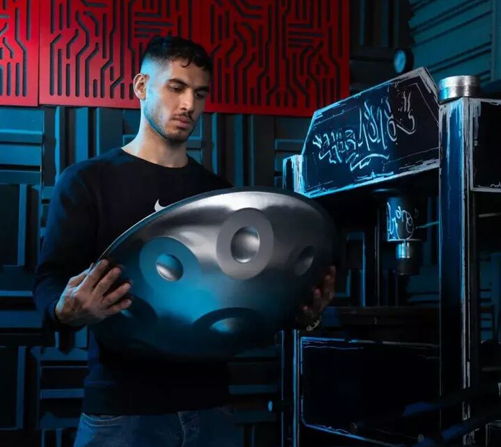 بازار موسیقی در رکود اقتصادی؟ نگاهی به افزایش خرید سازهای آرامشبخش مانند هنگ درام